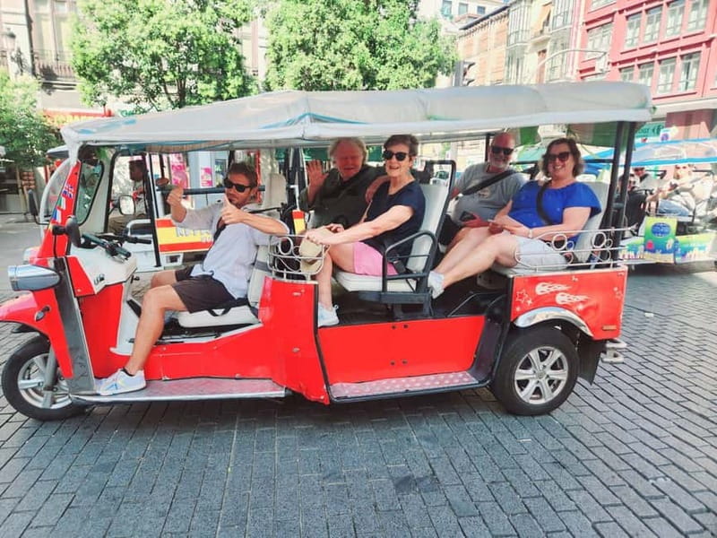 1.5-hour Tuk Tuk Tour in Madrid - Key things to know before you go