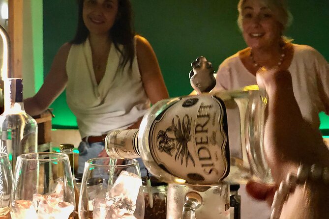 1-Hour Gin Tonics Guided Workshop with special view in Madrid - Mercado San Miguel at Night: the setting that makes gin make sense