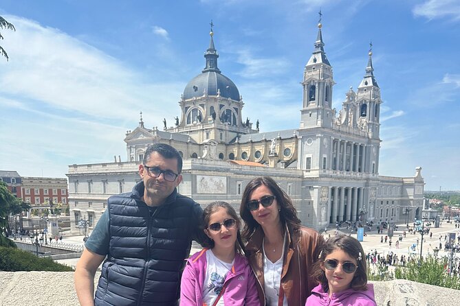 1 Hour Madrid Welcome and Historical Tour - Puerta de Toledo, San Francisco el Grande, and the Royal Garden Area