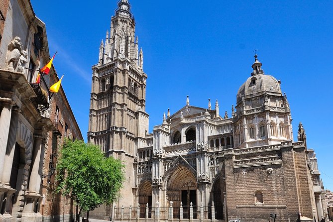 4-Day Guided Tour Cordoba, Seville, Granada and Toledo from Madrid - Hotels and meals: where comfort is mostly good, but food isn’t guaranteed to be local
