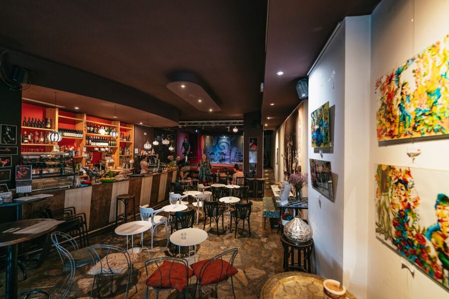 "Algarabía": Flamenco Show at Café Ziryab. Madrid - Tapas and bar picks: getting value from the $29 ticket