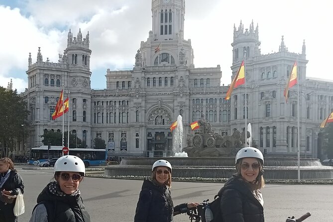 All Madrid: Private City Electric Bicycle Tour - Barrio de Las Letras: writer country you can cross in minutes