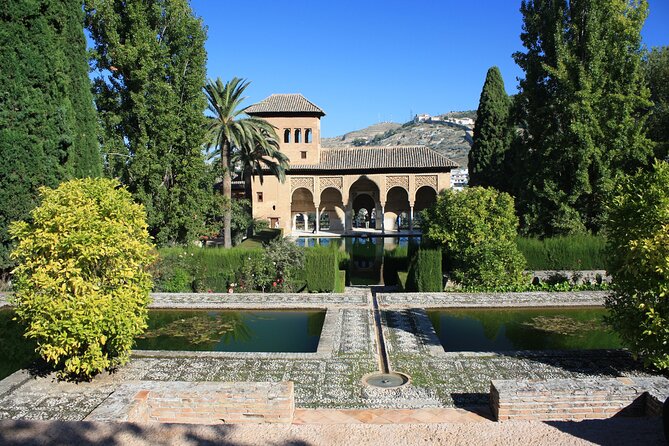 Andalusian Highlights: 6-Day Guided Tour from Madrid - Cordoba’s Jewish Quarter and the Mosque/Cathedral