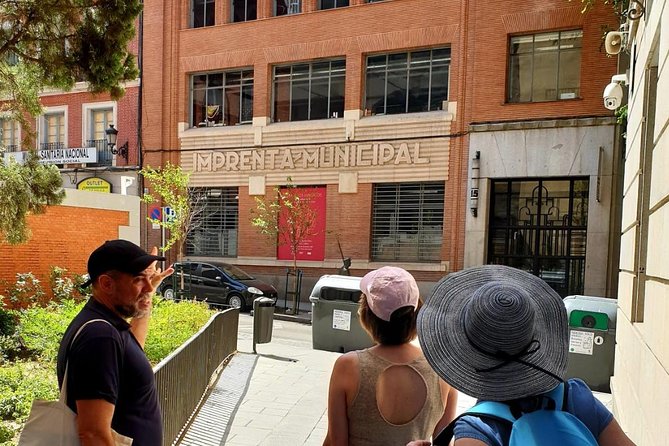 Architour through Lavapiés and Rastro with an architect - Plaza de Lavapiés: why the square is more than a landmark