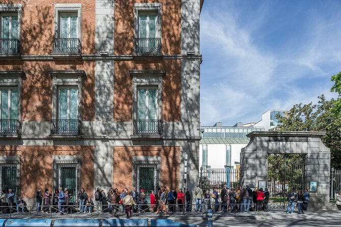 Art & Lunch Experience: Thyssen Museum Tour & Lunch - Thyssen Museum with a food-and-wine lens