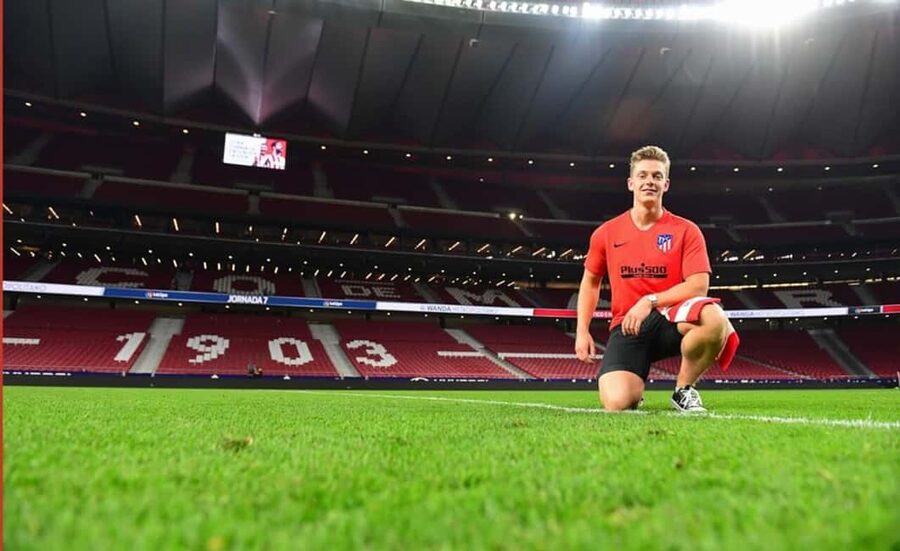 Atlético de Madrid Stadium Tour and Honorary Kick-Off - The VIP stadium walk: locker rooms, mixed zone, and tunnel