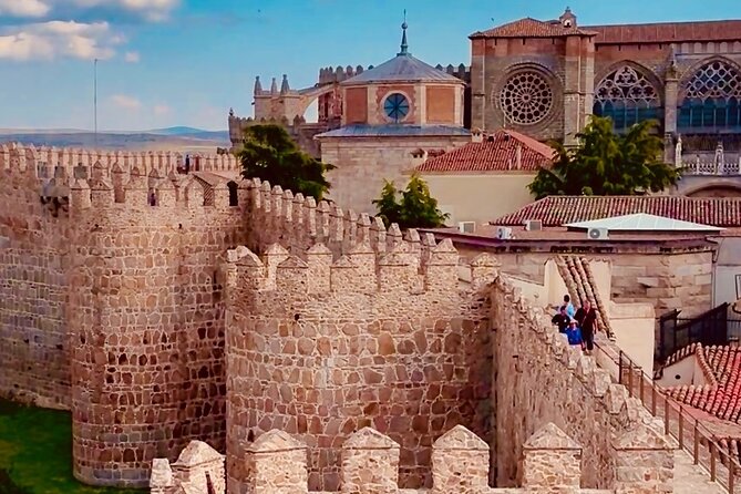Avila and Salamanca : Magic and Small Group History from Madrid - Ciudad Vieja Salamanca: a short walk and a real lunch window
