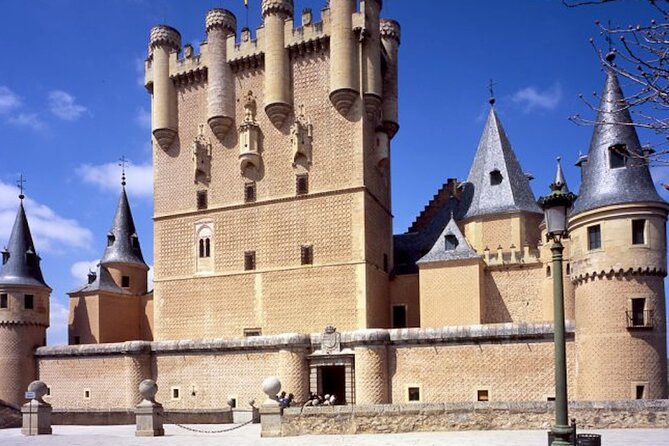 Avila and Segovia Private Minivan Tour from Madrid - Plaza Mayor lunch break in Segovia: time to fuel and reset