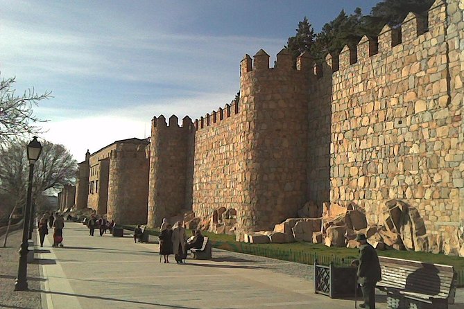 Ávila Walking Tour - A Private, English-Language Stroll Through Ávila’s Medieval Core