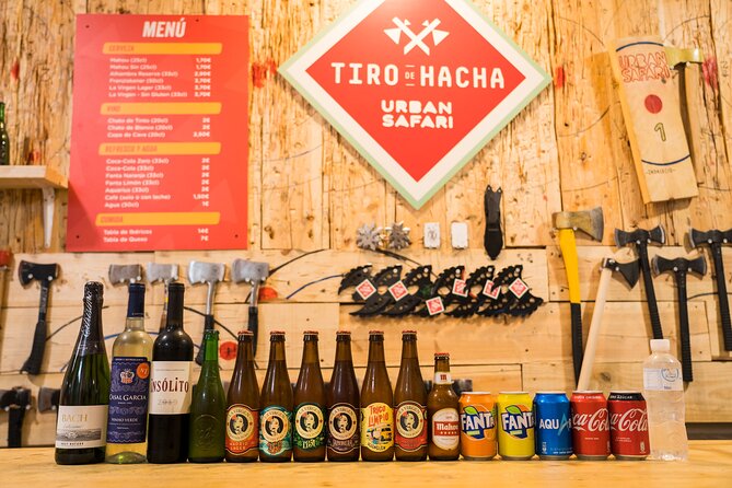 Axe Throwing 1 hour session - The drink service perk (and when it helps)