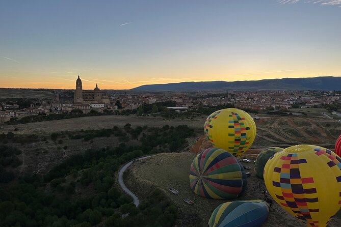 Balloon flight at sunrise in Segovia - Meeting point and the 7:00 am reality check