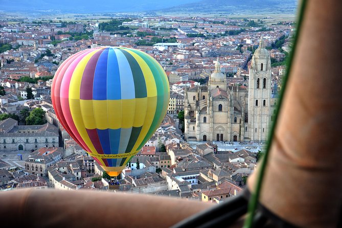 Balloon Rides in Segovia with Optional transportation from Madrid - What to Wear and Bring for a Balloon Morning
