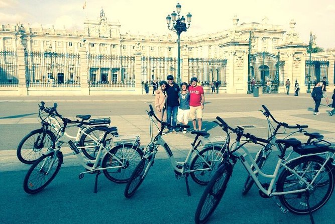 Bike Tour chasing the best Sunset in Madrid - The guide makes or breaks the experience, and this one gets it