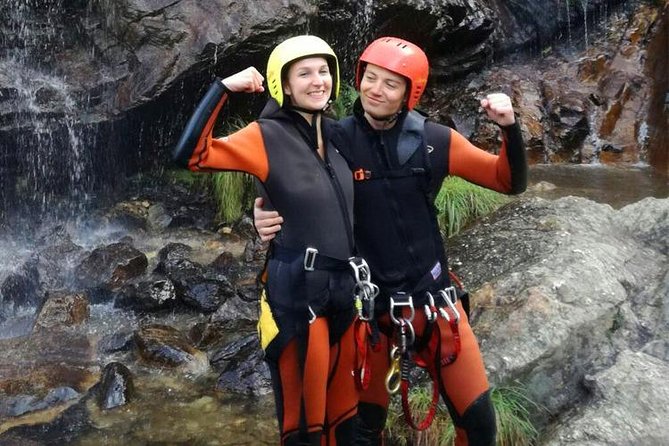 Canyoning Adventure in Madrid National Park with Transport - What you’re actually paying for: gear, guide, insurance, and transport