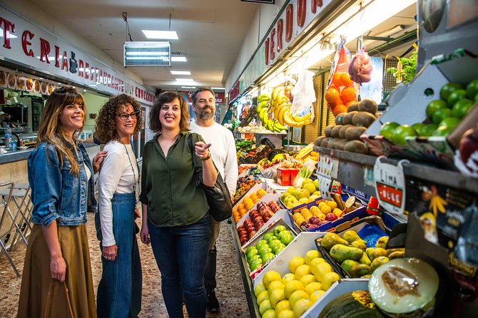 De Mercados: A Neighborhood Market and Food Tour - Malasaña on Foot: why this tour feels like Madrid, not a checklist