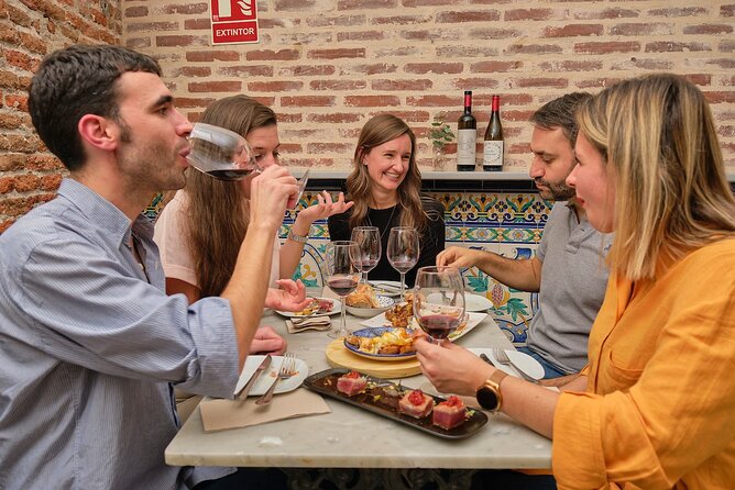 De Tapas in Malasaña: Evening Wine and Tapas Tour - Price and Value: Is $166.56 a Good Deal Here?