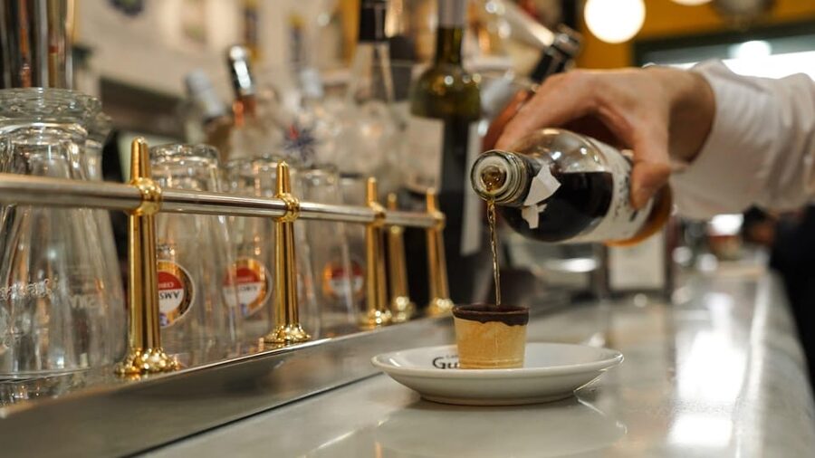 Discover the best "Wines and Tapas in Madrid". - CafeeKe Cerveceria Belga: beer history paired with tortilla de patata