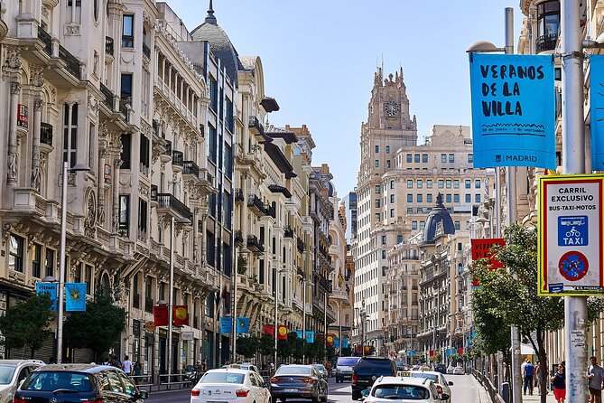 e-Scavenger hunt Madrid: Explore the city at your own pace - Squares for playwrights and terrace time: where the route gets fun