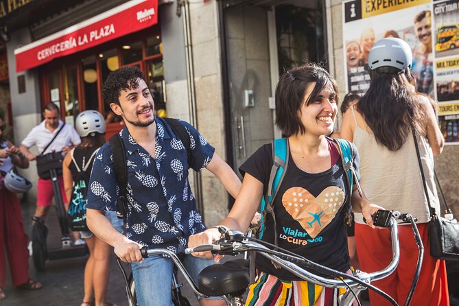 EBike Tour Madrid Río Park and Casa de Campo insights Small group - Royal Palace to King’s Bridge: the city sights before the river