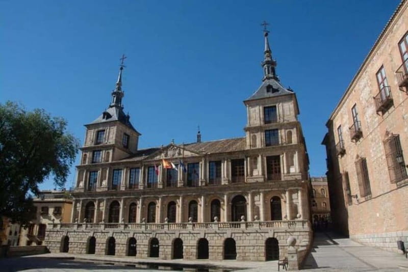 English Tour Toledo Complete with Patio-Palace House ⭐⭐⭐⭐⭐ - Swords and Toledan steel: why this city earned its name