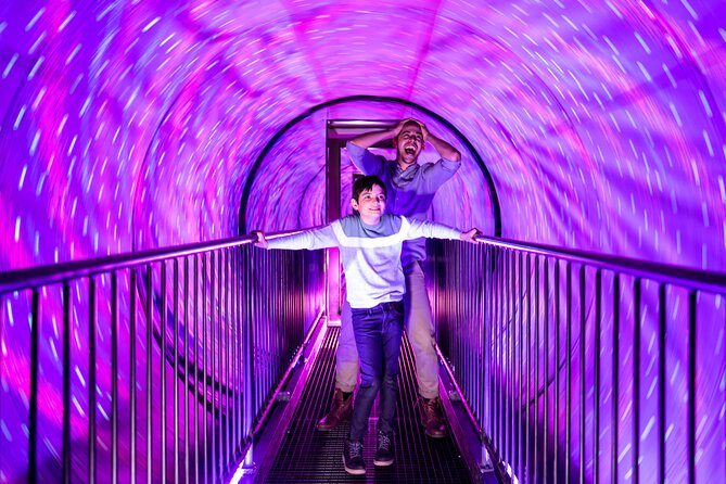 Entrance to the Museum of Illusions Madrid - The 1-hour experience: how the illusions work in real life