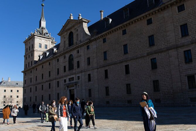 Escorial and Valley of the Fallen Private Tour by Minivan - A 5-hour El Escorial and Valley of the Fallen day with chosen pickup