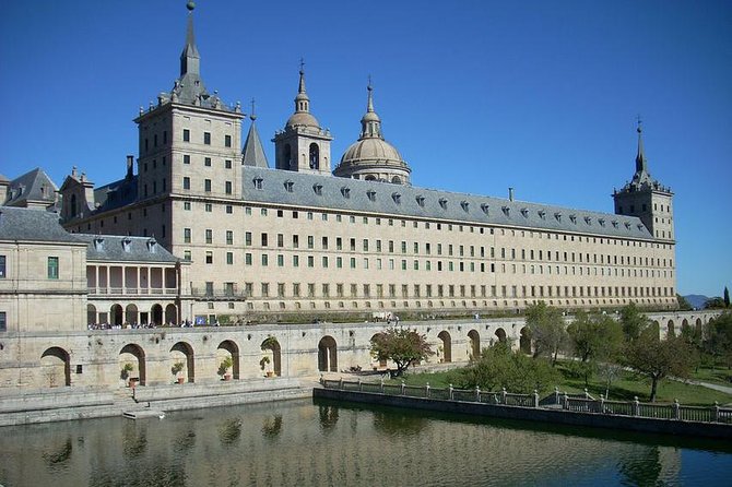 Escorial Monastery and the Valley of the Fallen Tour from Madrid - What to bring and wear for a cold mountain day