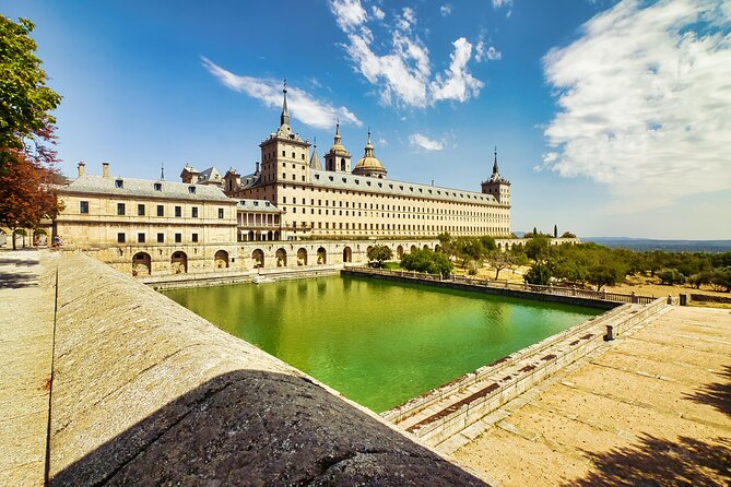 Escorial & Valley Half-Day Morning Tour from Madrid - Time strategy: how to enjoy El Escorial when minutes are short