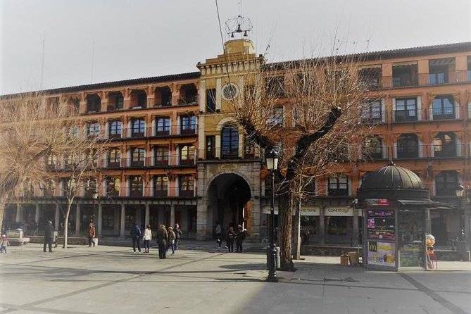 Essence of Toledo: Private Tour with a Local Archaeologist - Santo Tomé and El Greco: making The Burial of the Lord of Orgaz click