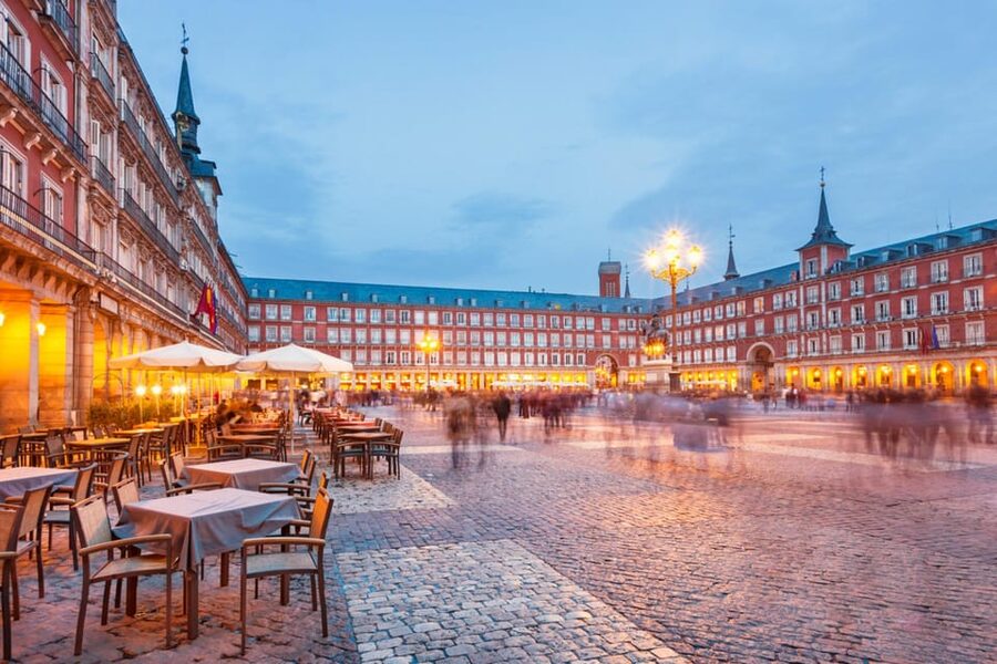 Essential Madrid: Walking Tour of the Historic Center - Key highlights at a glance
