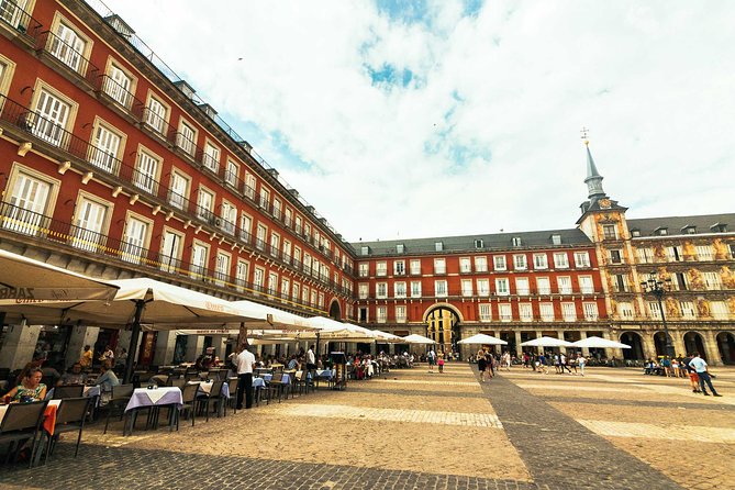 Family Friendly Madrid Private City Tour - Stop 2: Jardines de Lepanto (the break your legs will thank you for)