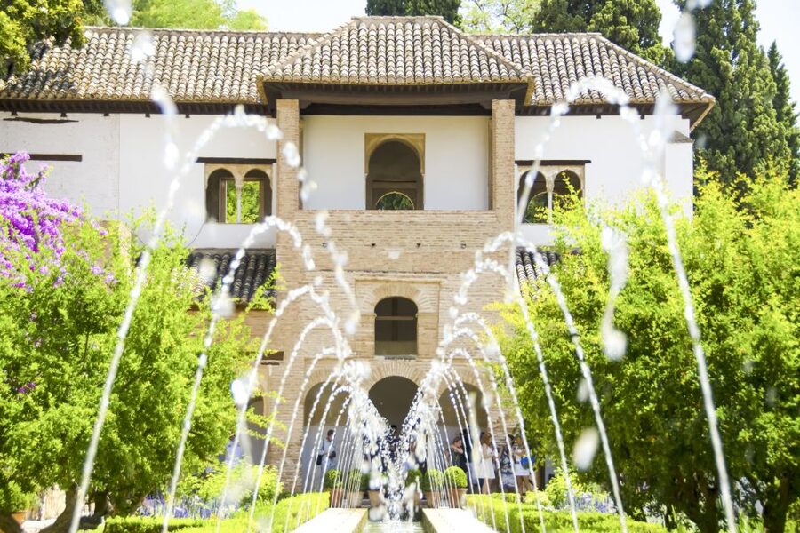 From Madrid: Andalucia & Toledo 5-Day Trip - Price and Logistics at About $971: Good Value, With Two Things to Watch