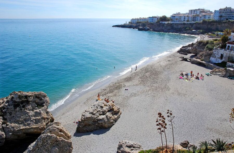 From Madrid: Andalusia with Cordoba and Costa del Sol 6 Days - Should You Book This Madrid-to-Andalusia 6-Day Tour?