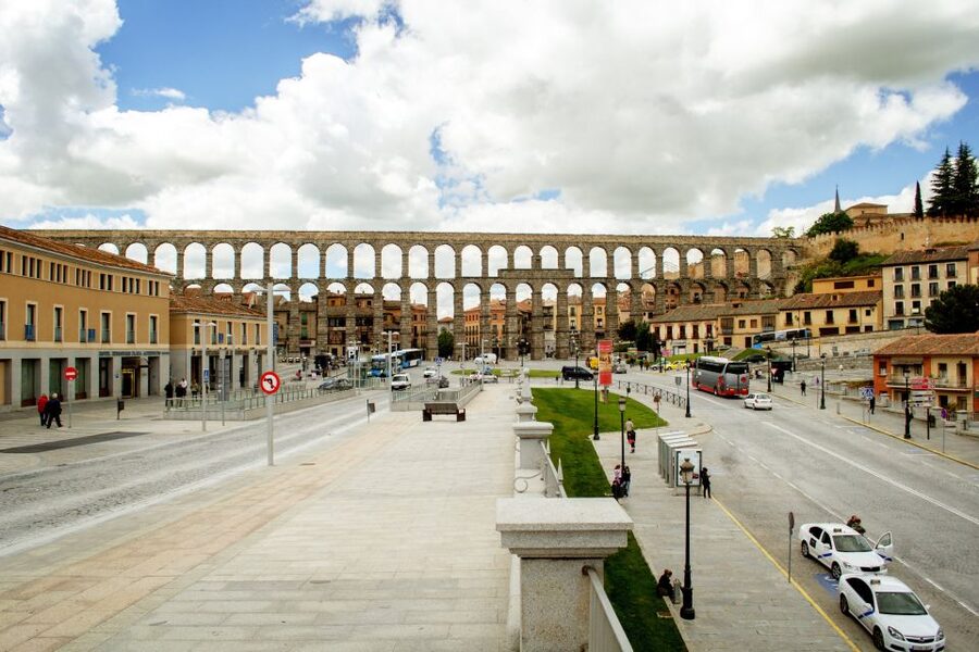 From Madrid: Avila & Segovia Day Tour with Monument Tickets - Santa Teresa de Jesús in Ávila: more than a quick stop