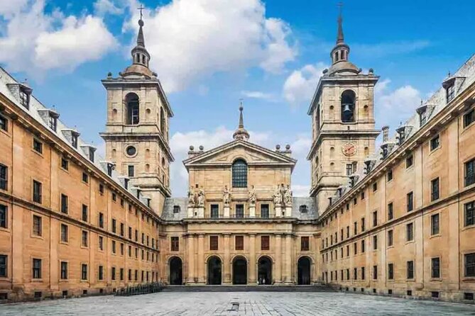 From Madrid El Escorial Valle de los Caídos & Segovia Day Trip - El Escorial: a guided 40-minute introduction that sets the pace