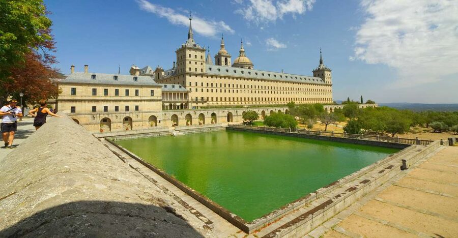 From Madrid: El Escorial, Valley and Segovia Day Trip - Why This Madrid Day Trip Works: 3 Sites, One Coach