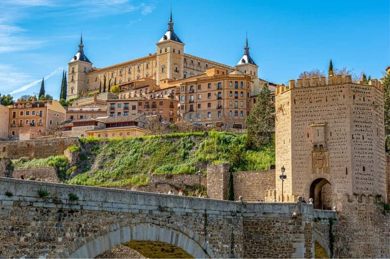 From Madrid: Full Day Trip to Segovia and Toledo - Getting to the start: the Las Ventas meeting point and how check-in works