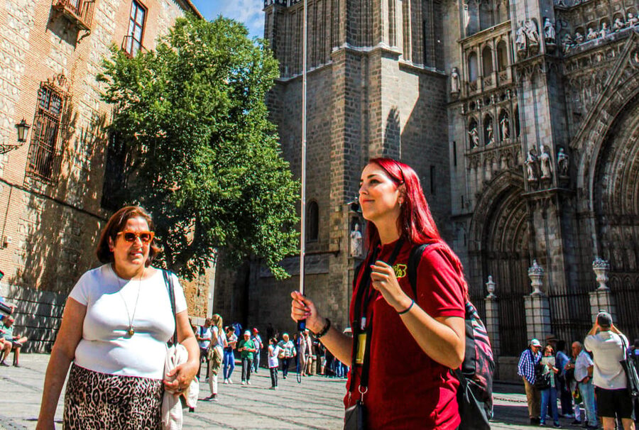 From Madrid: Guided Day Trip to Chinchon, Aranjuez & Toledo - Guides Make or Break It (And This One Leans on Them)