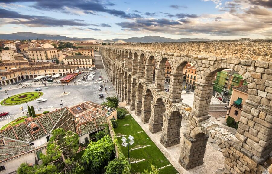 From Madrid: History and Charm of Segovia Full-Day Tour - Roman Aqueduct: Your First Segovia Photo Stop
