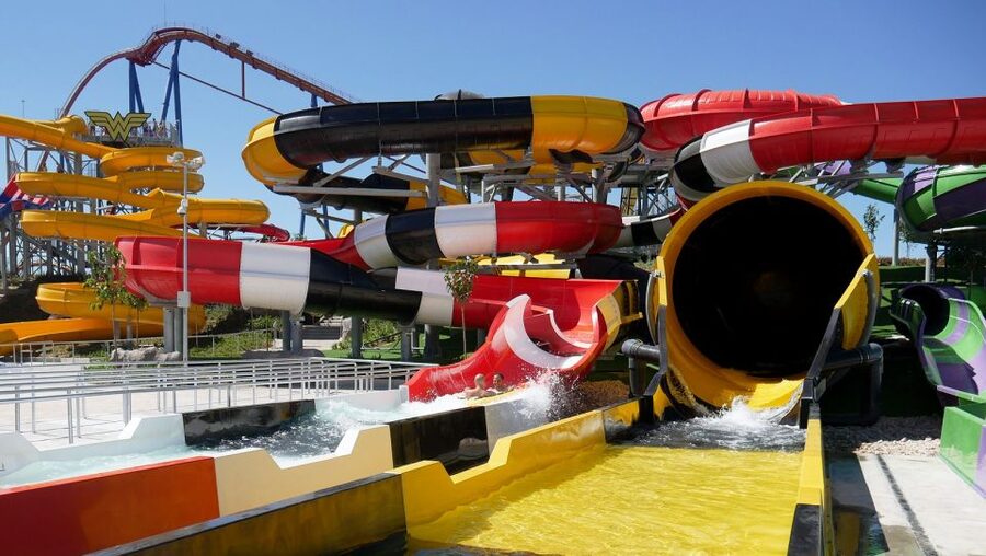 From Madrid: Parque Warner Beach Water Park & Transport - Practical details you should not skip (because they affect your day)