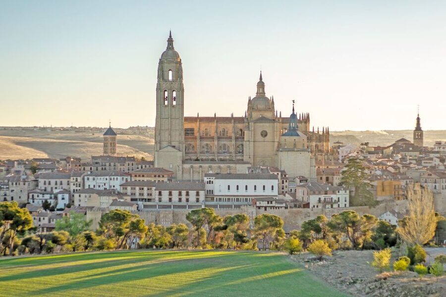 From Madrid: Segovia, Ávila, and Toledo Guided Tour - How the lunch upgrade changes your day (and why some people skip it)