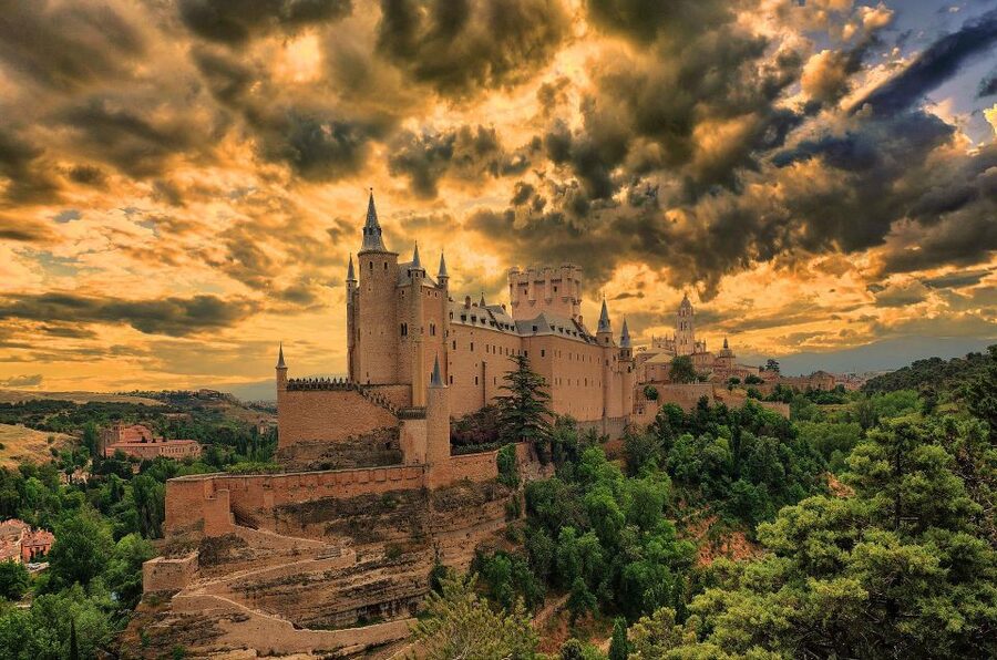 From Madrid: Segovia Highlights Private Half-Day Tour - Madrid pickup to Segovia: the value of a true private transfer