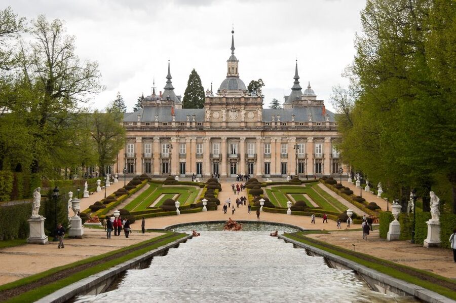 From Madrid: Segovia & La Granja Private Full-Day Tour - How long is the day, and what kind of walking to plan for