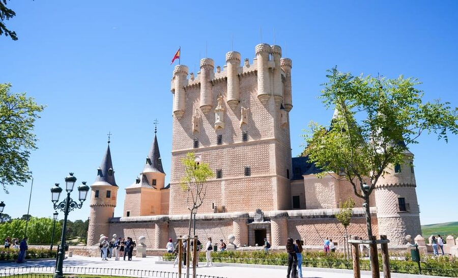 From Madrid: Segovia Tour with Cathedral and Alcazar Entry - The Aqueduct of Segovia: Roman water magic you can still see