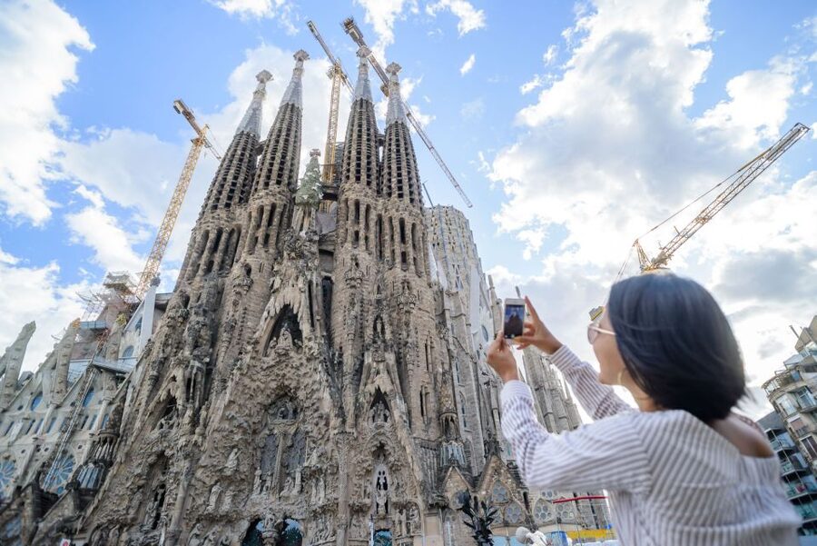 From Madrid: The Best of Barcelona in One Day - Key things that make this day trip different