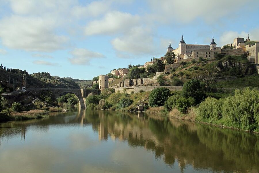 From Madrid: Toledo and Segovia Guided Day Trip - Price and Value: Is $58 a Good Deal?