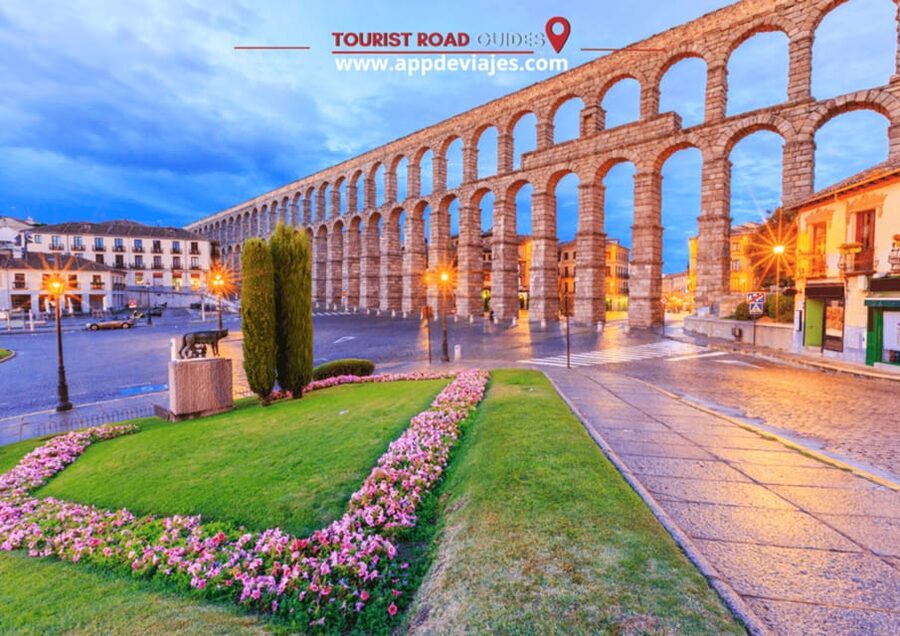 From Madrid: Tour Private Toledo & Segovia - Segovia Cathedral (Lady of Cathedrals): the best Gothic backdrop in a tight schedule