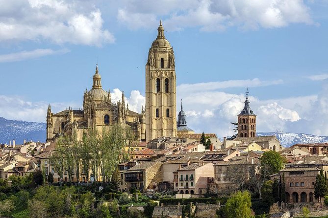 Full-Day UNESCO Tour to Avila & Segovia from Madrid with Lunch - Real Alcázar de Segovia: how skip-the-line makes your day