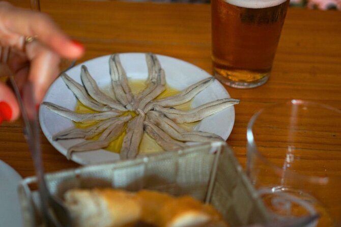 Gastronomic Tour of the Taverns of Madrid - Mercado de San Miguel: famous market, quick taste, smart pacing