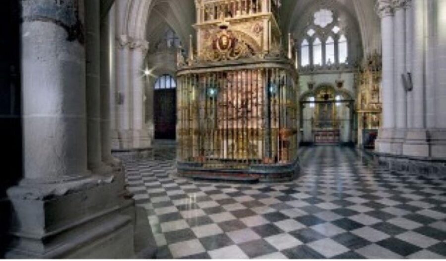 Guided tour of the Toledo Cathedral (Input no included) - Key things to know before you go